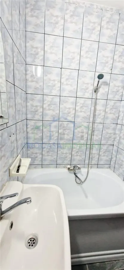 APARTAMENT 3 CAMERE Craiovita, zona Orizont - foto 11