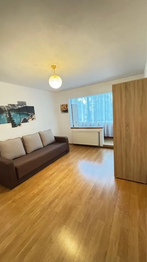 Garsoniera Astra-bloc apartamente,renovata,77500 euro - foto 1