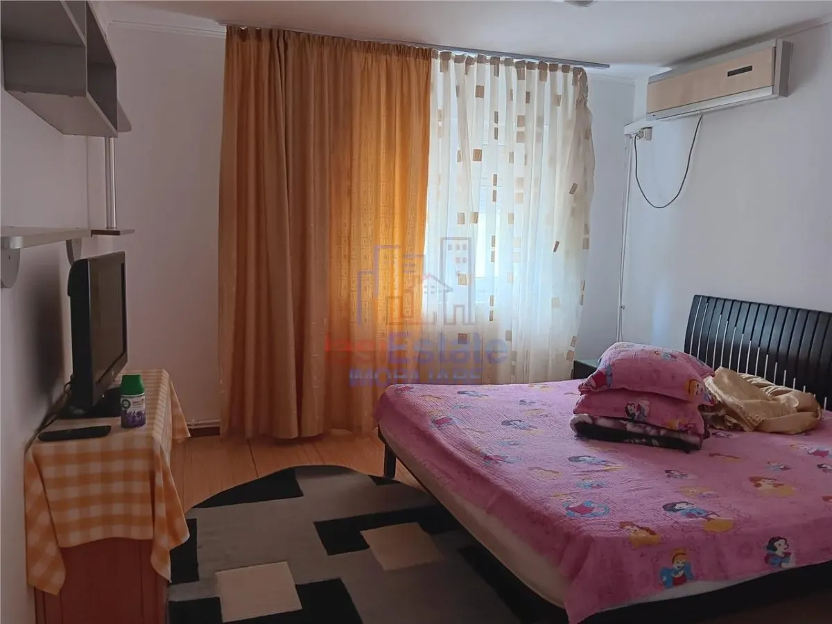 Apartament 3 camere Etaj 1 de 81mp Bd Poitiers langa Padure - foto 13