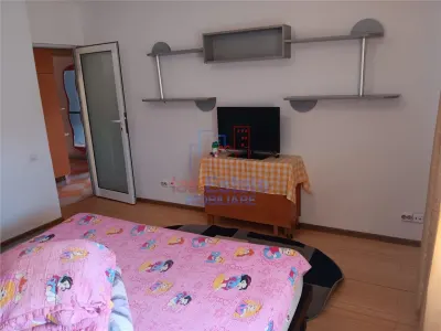 Apartament 3 camere Etaj 1 de 81mp Bd Poitiers langa Padure - foto 10