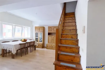 Rezidenta pe doua nivele, cu 3 camere, eficenta energetic, Garii, Brasov - Brasov
