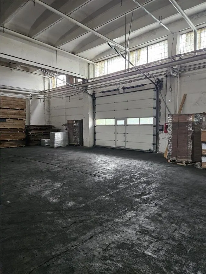 Spatiu Industrial - 900 mp - Depozitare - Distributie - foto 8