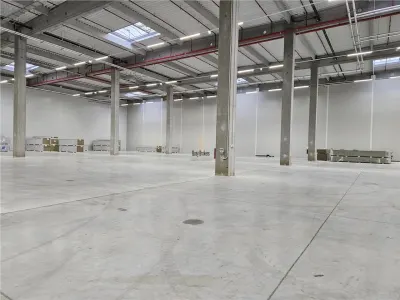 Spatiu Industrial - 3500 mp - Logistica - Productie - Depozitare - foto 3