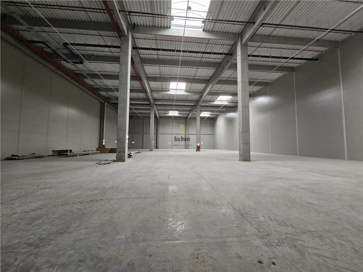 Spatiu Industrial - 900 mp - Logistica - Depozitare - Distributie - foto 7