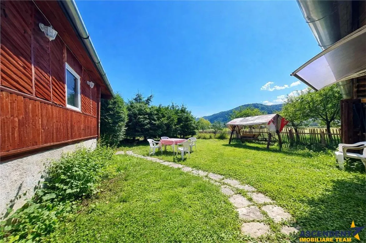 Tur 3D&FILM! Refugiu de vacanta, in pitorescul cadru: Lunca Bradului. - foto 8
