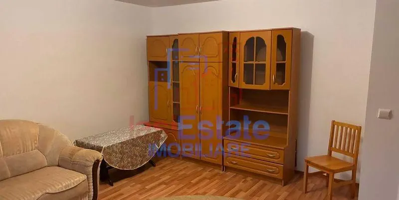 Apartament 4 camere Visan - foto 3