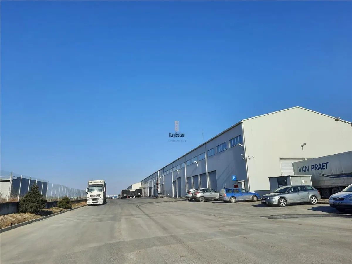 Spatiu Industrial - 700 mp - Logistica - Depozitare - Distributie - foto 3