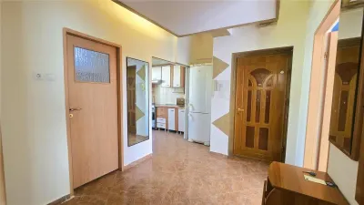 Centru | Apartament cu 3 camere + garaj | Calea Traian - foto 3
