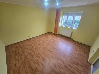 Casa cu 2 camere | Odobescu | Pret Atractiv - foto 2