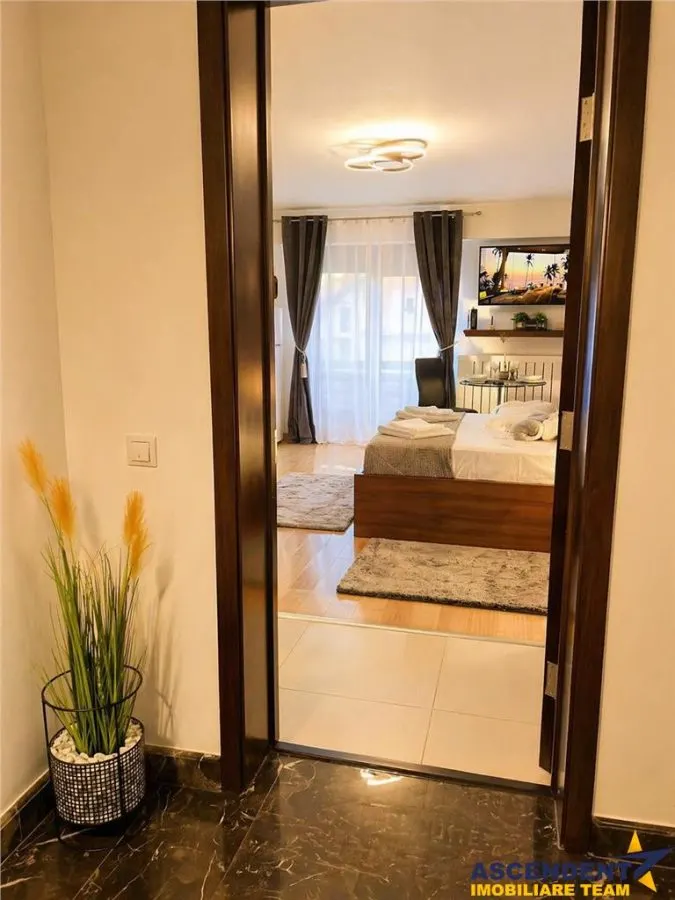 Constructie noua,mobilat,utilat,finisaje premium,boxa,sistem securizare,Central, Brasov - foto 3