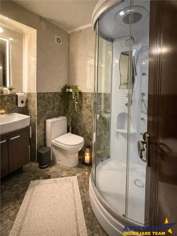 Constructie noua,mobilat,utilat,finisaje premium,boxa,sistem securizare,Central, Brasov - foto 4