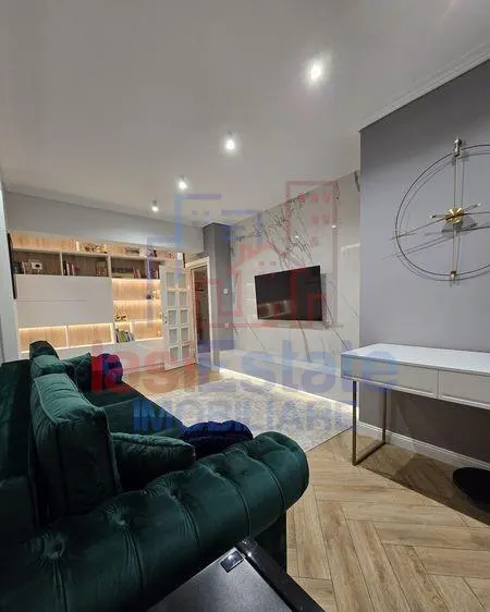 Apartament 3 camere Royal Town - foto 1