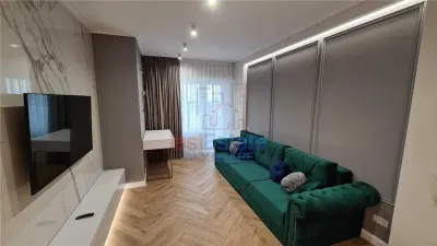 Apartament 3 camere Royal Town - foto 3