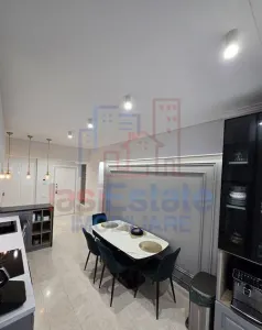 Apartament 3 camere Royal Town - foto 7