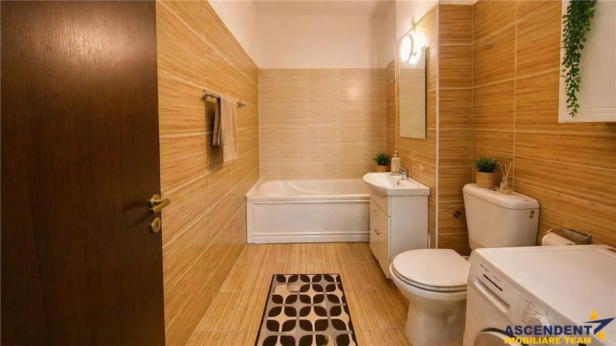 Garsoniera tip studio, cu balcon si loc de parcare, Sanpetru, Brasov. - foto 5