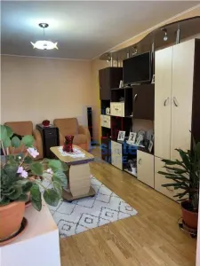 Apartament 3 camere Dacia - Iasi