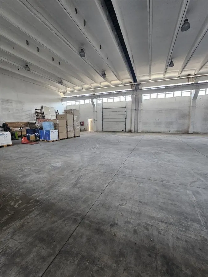 Spatiu Industrial - 850 mp - Depozitare - Distributie - foto 13