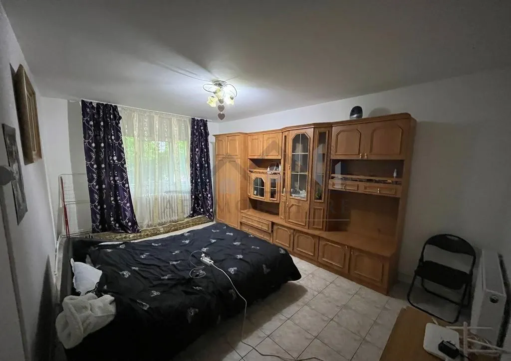 Apartament 3 camere zona Nicolina - foto 2