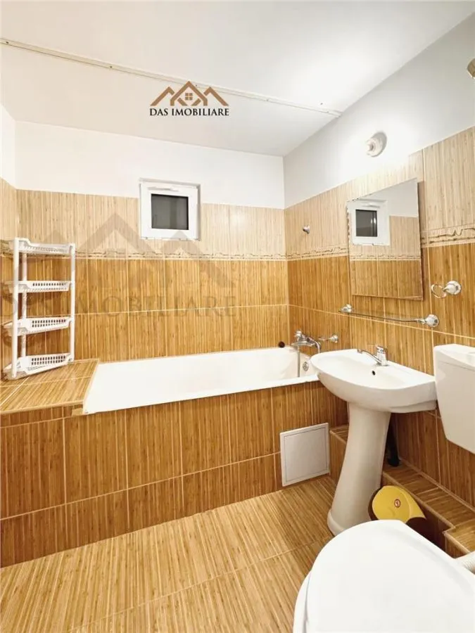 Apartament 2 camere, decomandat, str.Dobrogei - foto 7