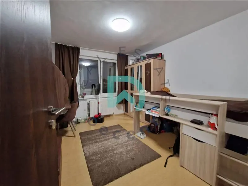 Apartament 3 camere Vlahuta, Brasov - foto 2