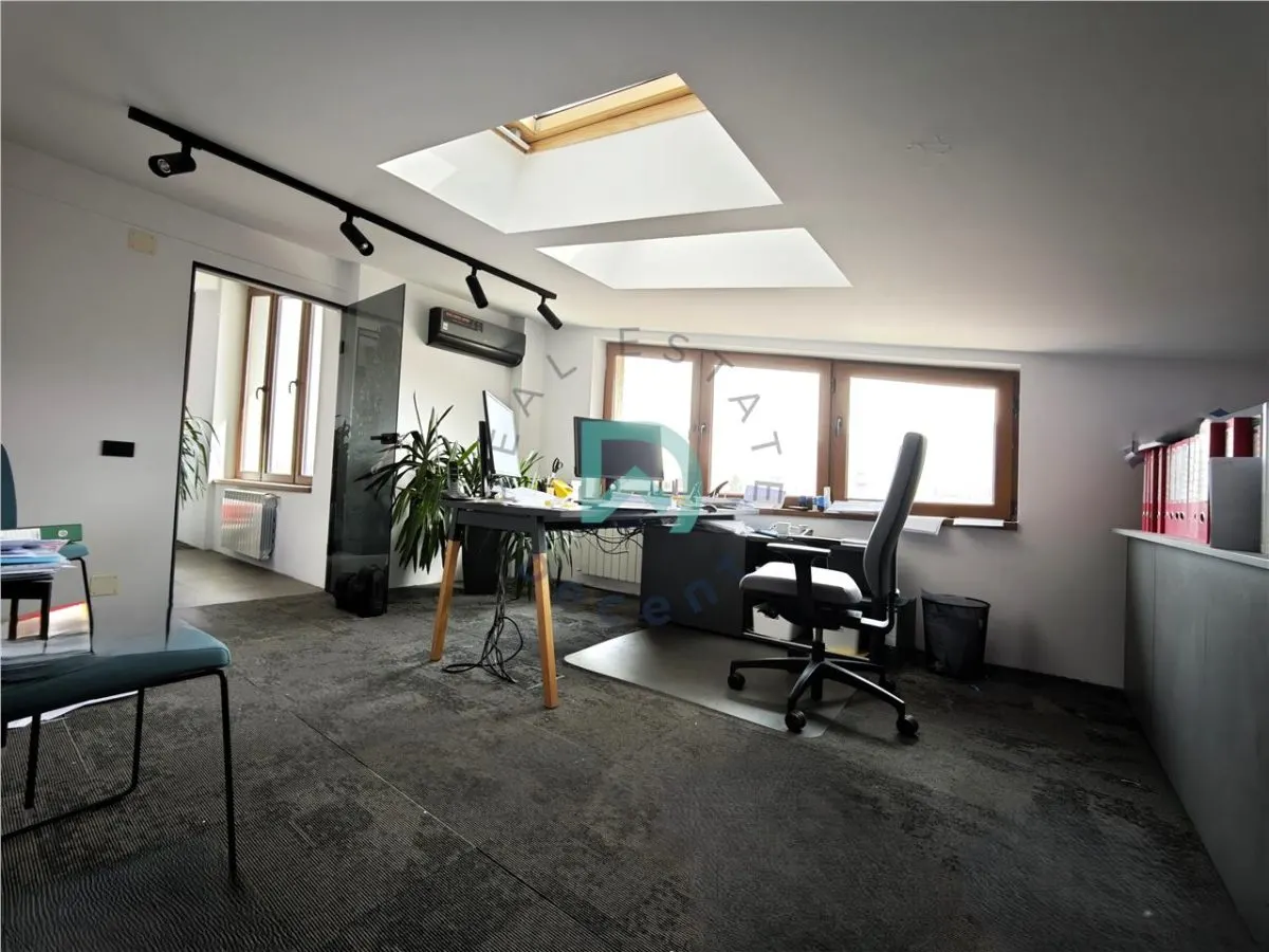 Apartament 4 camere, Brașovul Vechi - foto 17