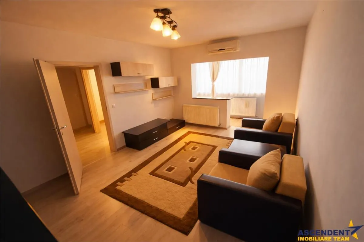 Apartament 2 camere, etaj1, decomandat, 2 balcoane,Tractorul, Brasov - foto 1