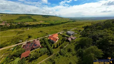 Refined ensemble, elite natural setting, 5 km from Corvin Castle. - foto 13