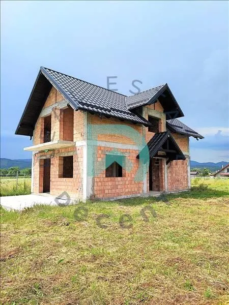 Casa la rosu, Cartierul Pacii, Vulcan - foto 1