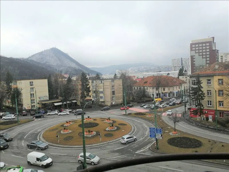 Inchiriere apartament 3 camere, Centrul Civic, Brasov - foto 12