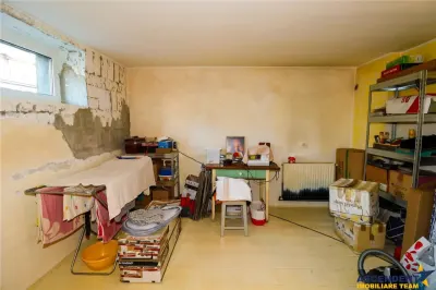 Apartament in vila, Central, cu potential rezidential/ investitional/ birouri - foto 9