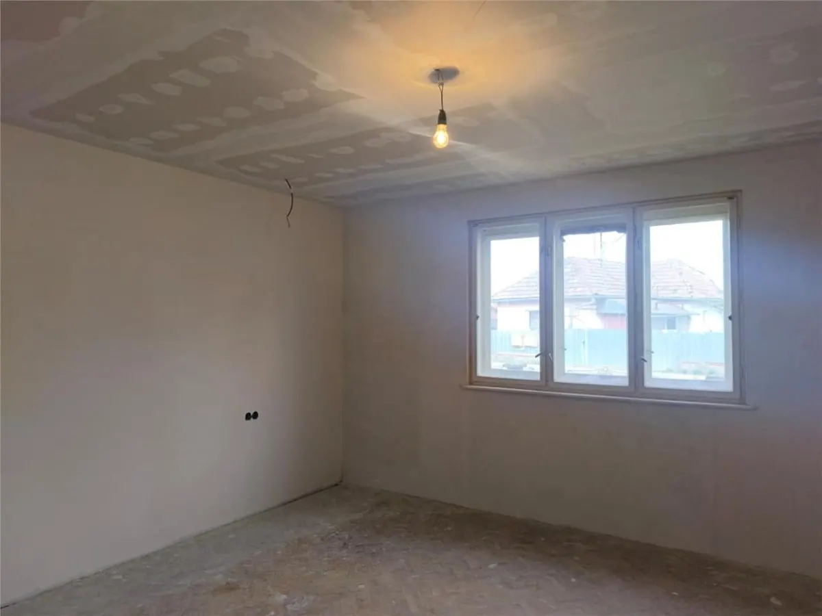 Casa Renovata Curte Individuala Teren 650 mp - foto 13