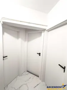 Decomandata, renovata, cu balcon, Racadau, Brasov - foto 3
