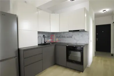 Apartament cu 2 camere Central, bloc nou et1, AC,Prima închiriere, parcare subterana - foto 2