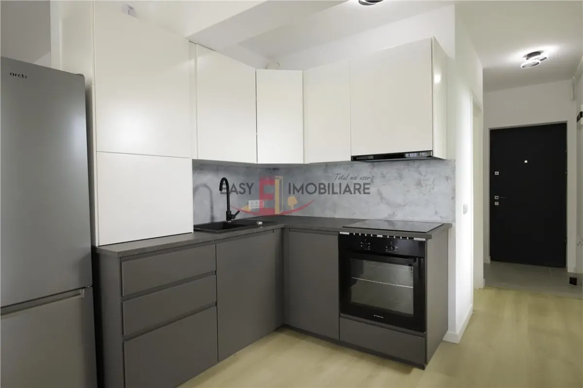 Apartament cu 2 camere Central, bloc nou et1, AC,Prima închiriere, parcare subterana - foto 2