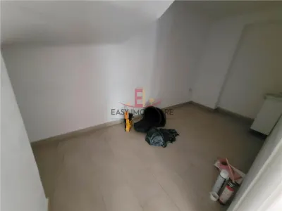 Spatiu Comercial, vad mare, amenajat, zona Central - foto 8