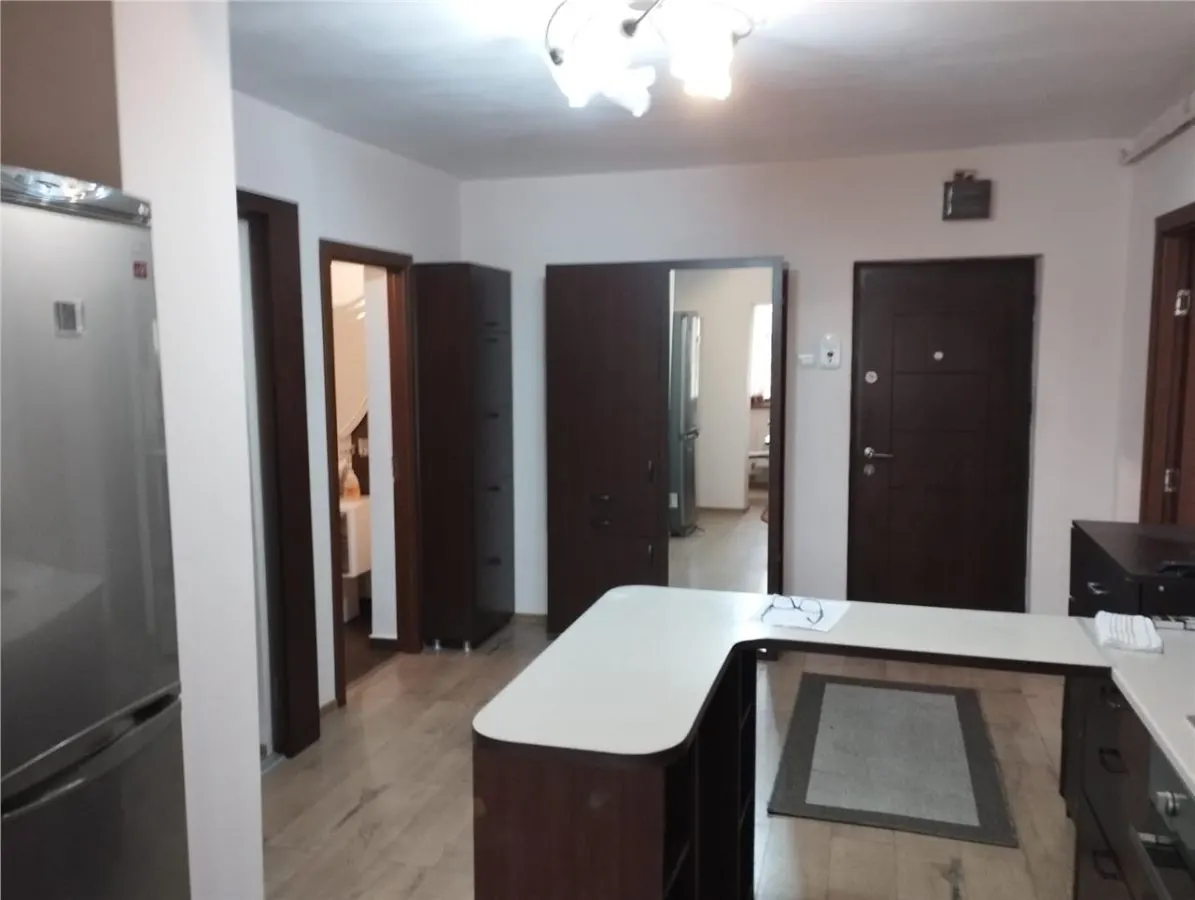 2 camere decomandate centru - foto 5