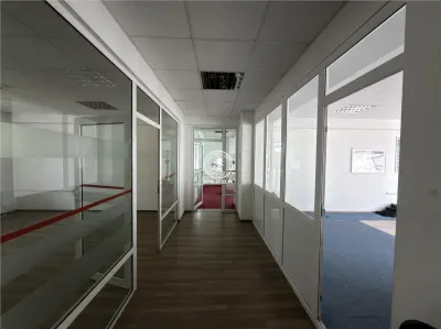 Spatiu birouri/comercial - foto 6
