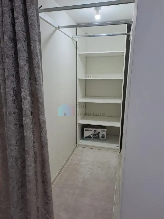 Apartament cu 3 camere de lux in zona centrala - foto 13
