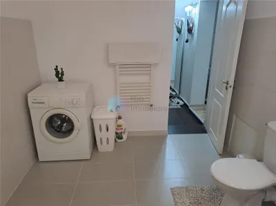 Apartament cu 3 camere de lux in zona centrala - foto 6