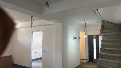 Jumatatea interioara  de duplex de vanzare la pret de apartament! - foto 11