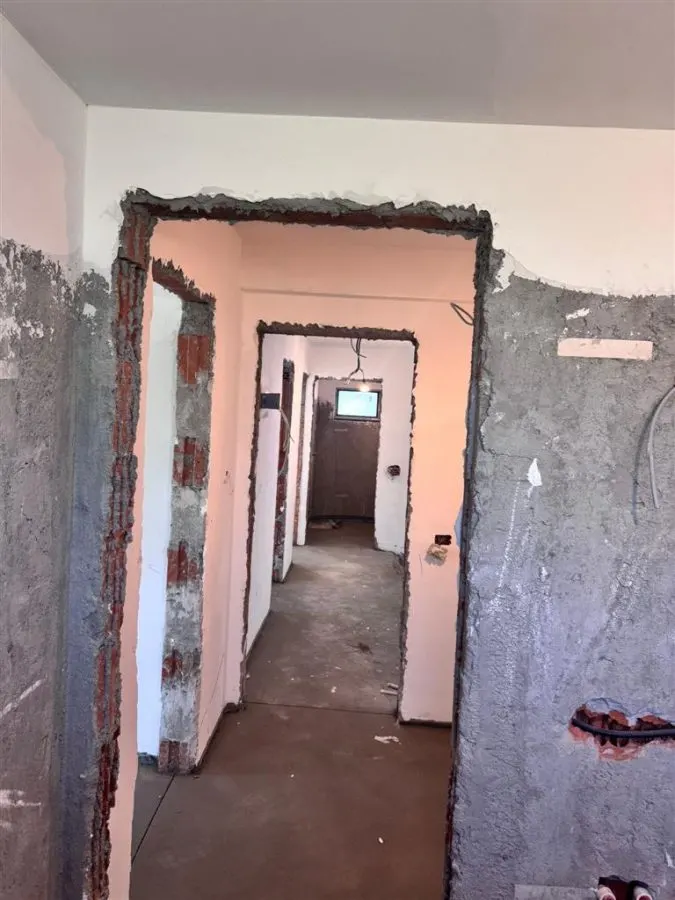 Jumatatea interioara  de duplex de vanzare la pret de apartament! - foto 10