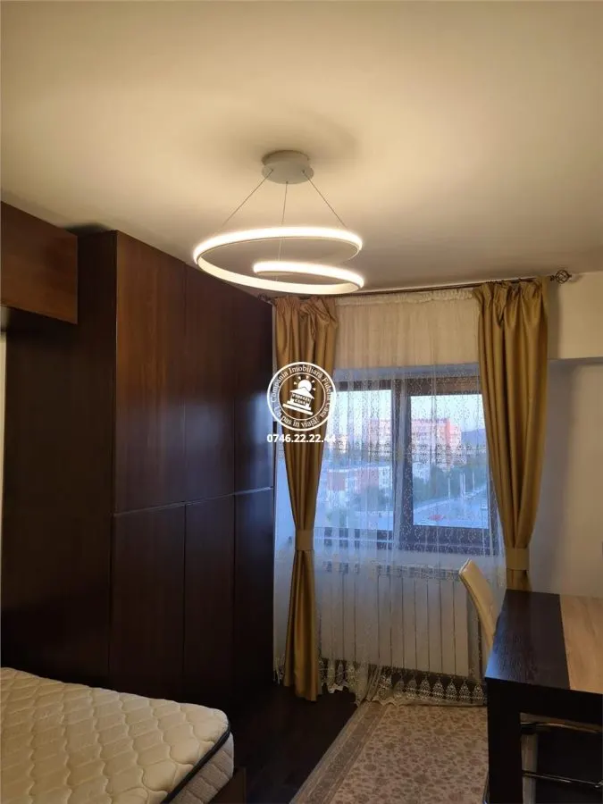 Apartament 3 camere de vanzare Podu Ros - foto 6