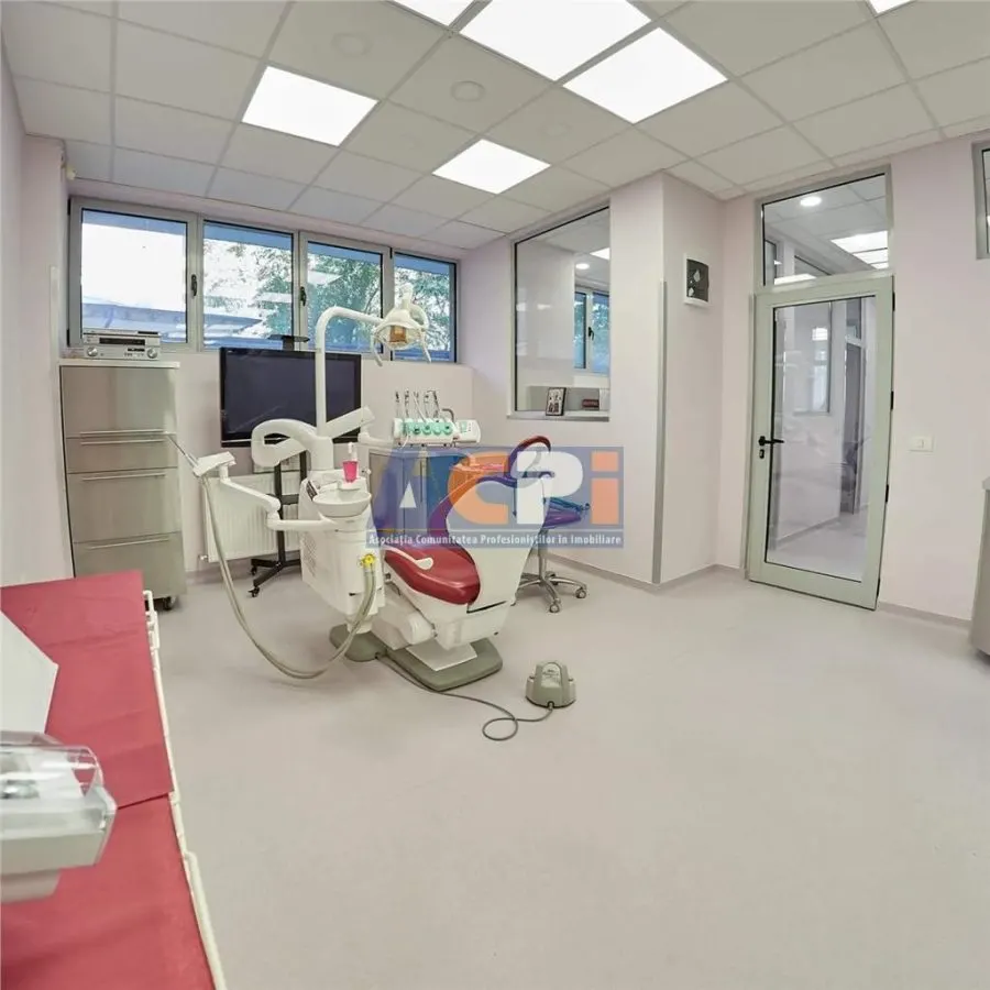 VANZARE SPATIU COMERCIAL Traian Mosilor Stradal Parcare proprie 0 Comision - foto 14