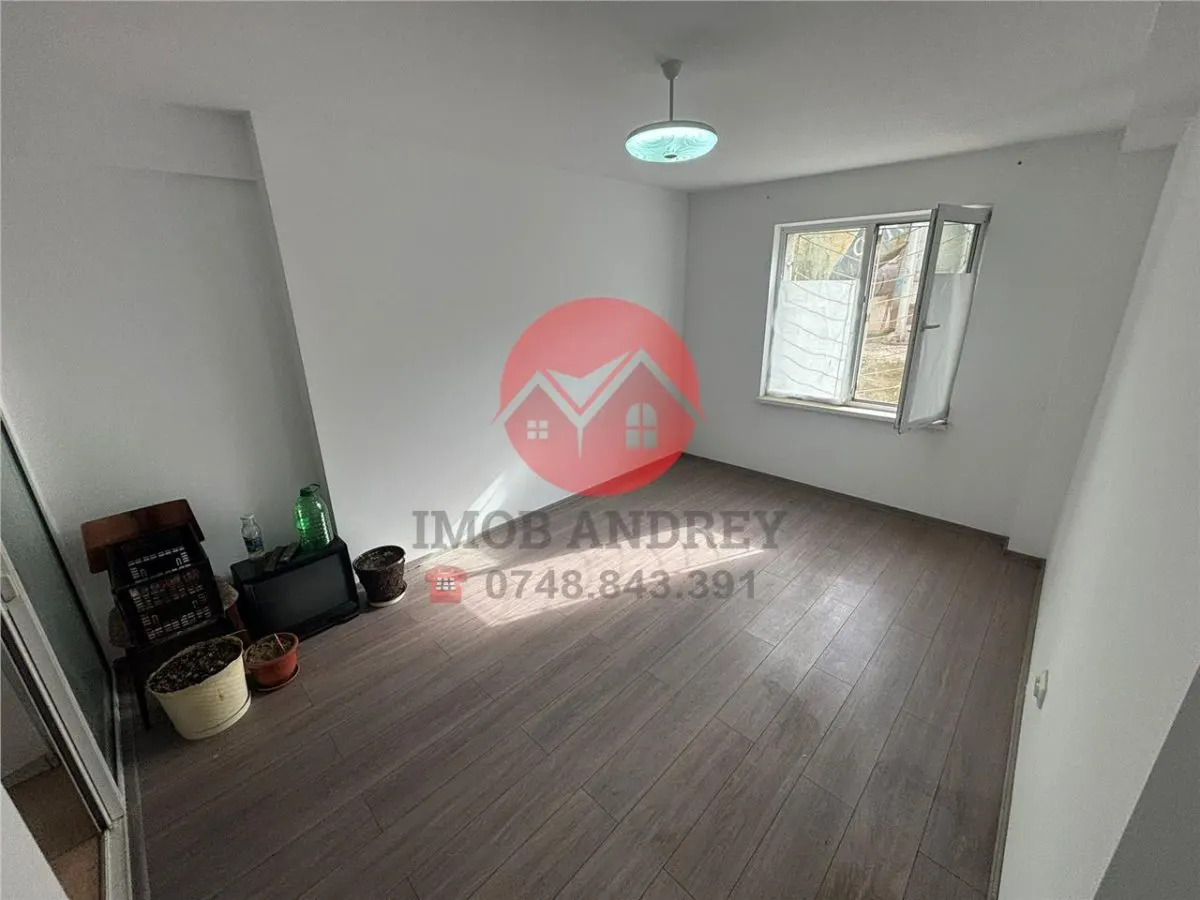 Garsoniera ultracentrala, renovata, 22 mp, parter - foto 1