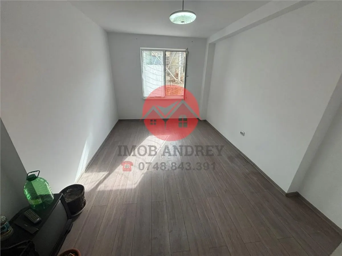 Garsoniera ultracentrala, renovata, 22 mp, parter - foto 3