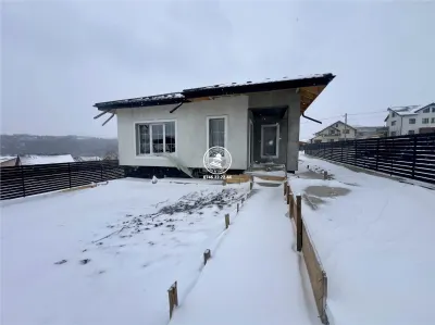 Casa individuala, 420mp teren, de vanzare in Valea Adanca - Iasi