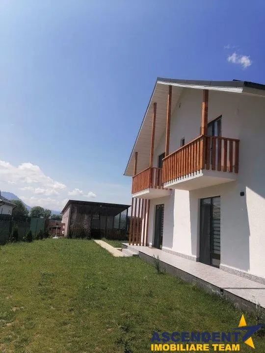 Rezidential & Preluare Afacere, Rasnov, Brasov - foto 1
