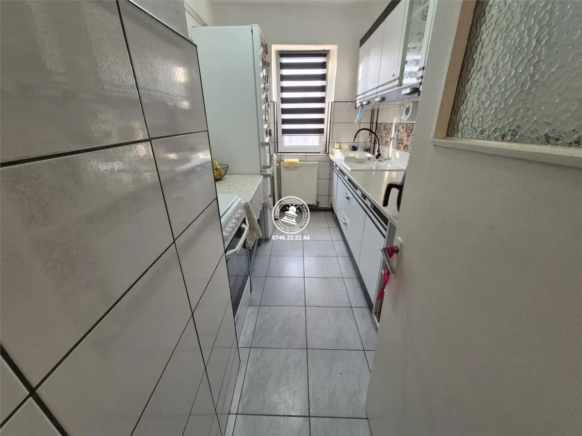 Apartament 3 camere de vanzare Alexandru cel Bun - foto 8