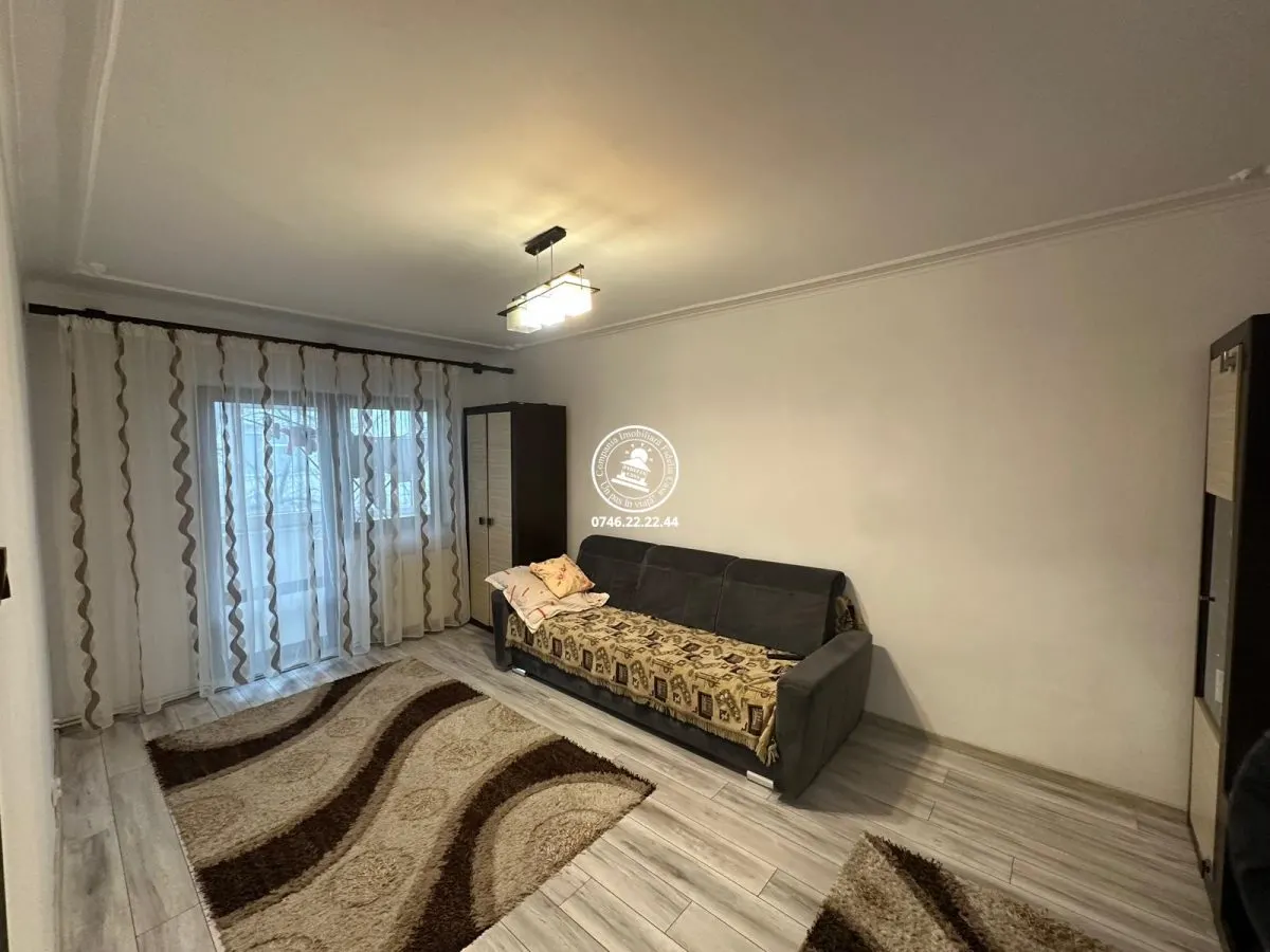 Apartament 3 camere Tatarasi - foto 1