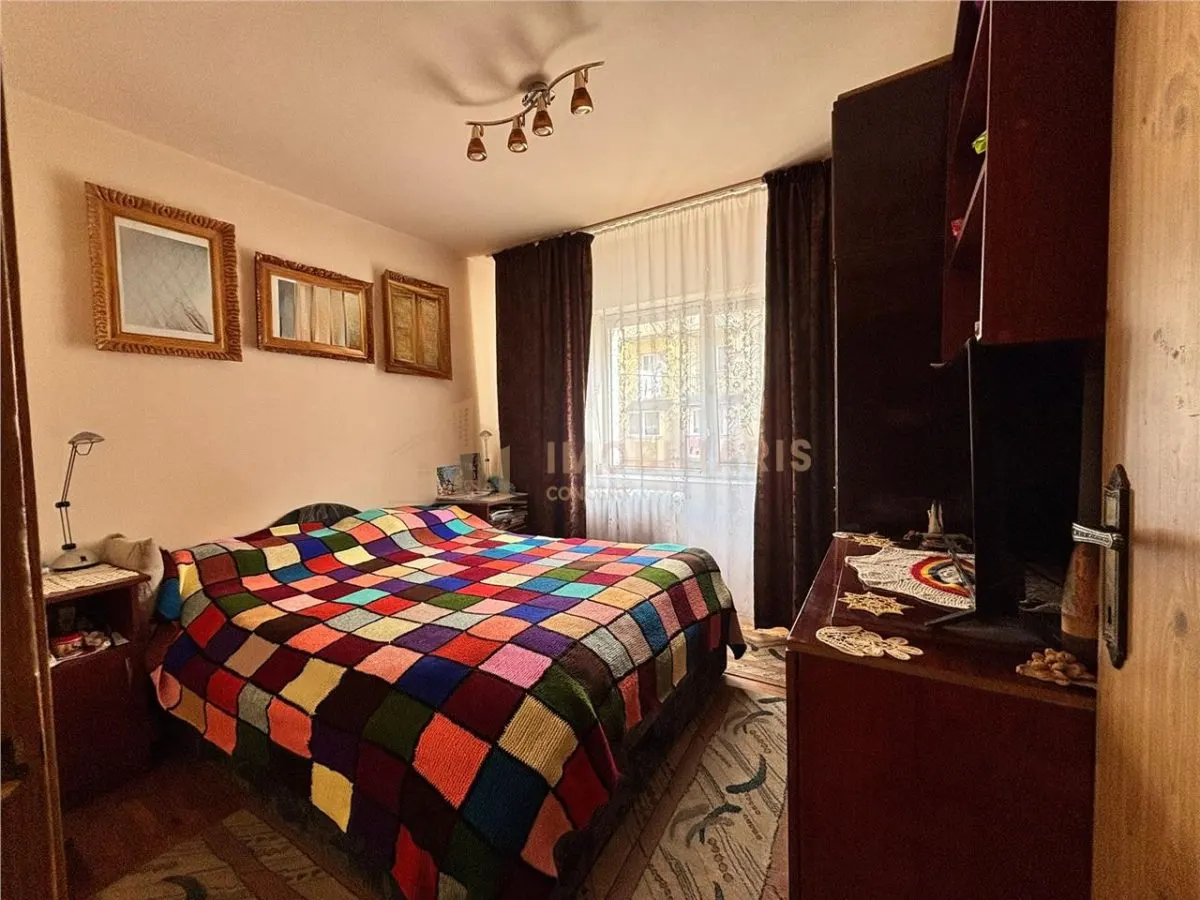 Apartament 3 camere  zona Vlad Tepes - foto 2